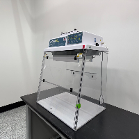 AirClean 600 PCR Workstation image 1